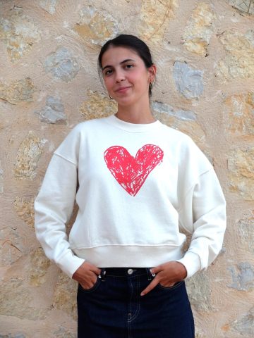 Sudadera Crop de algodón orgánico con dibujo de corazón de tiza