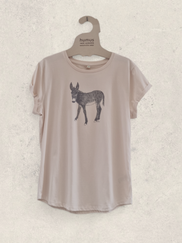 Camiseta de algodón orgánico con manga enrollada y dibujo de burrito color arena